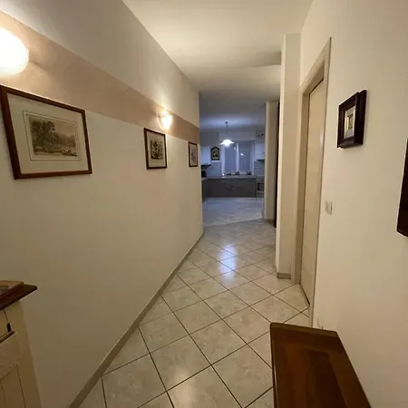 Casa Allegri - Comodo In *